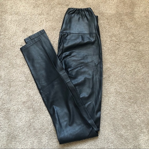 Aritzia Daria Pant - Picture 2 of 3